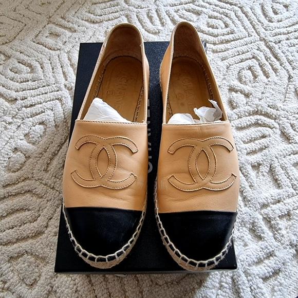 Authentic Chanel espadrilles - Picture 2 of 11